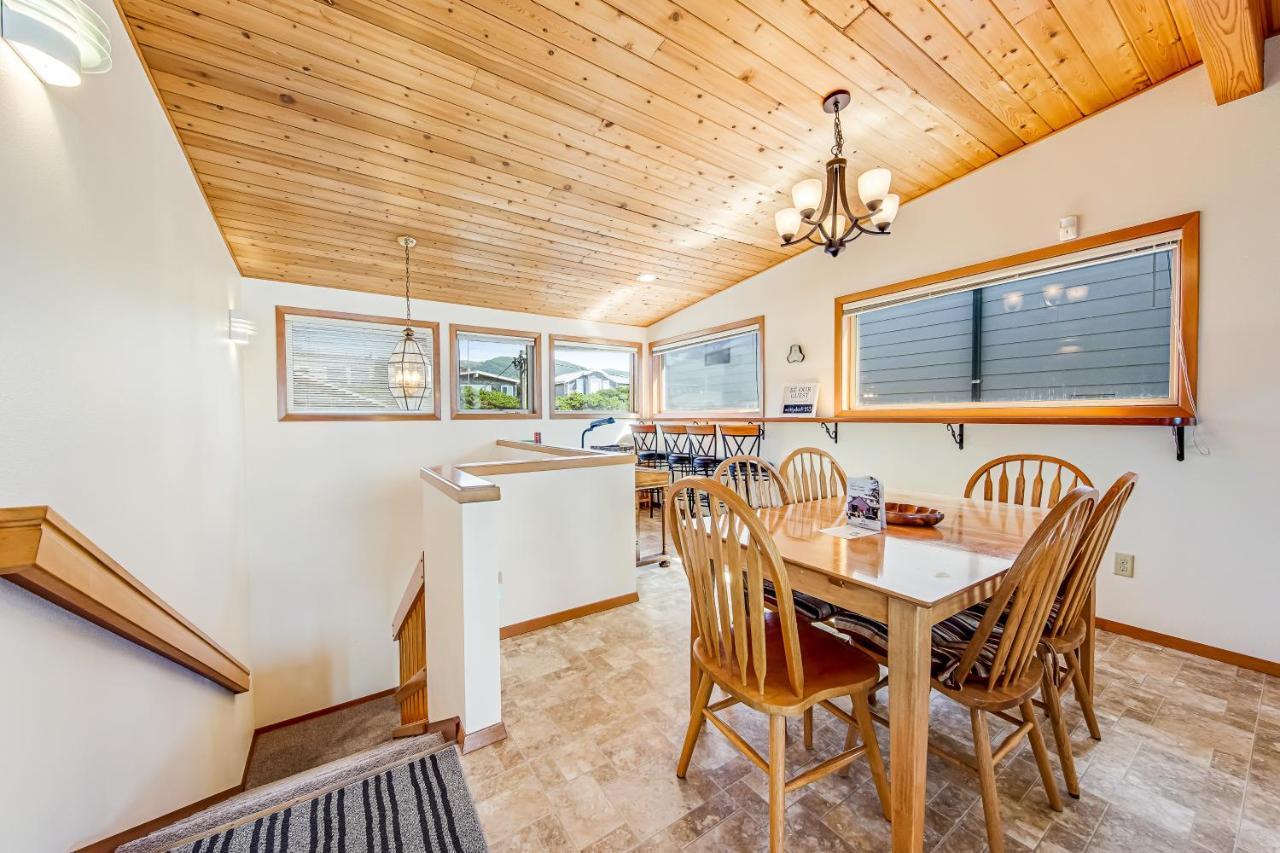 Breeze Inn Рокълей Бийч Екстериор снимка